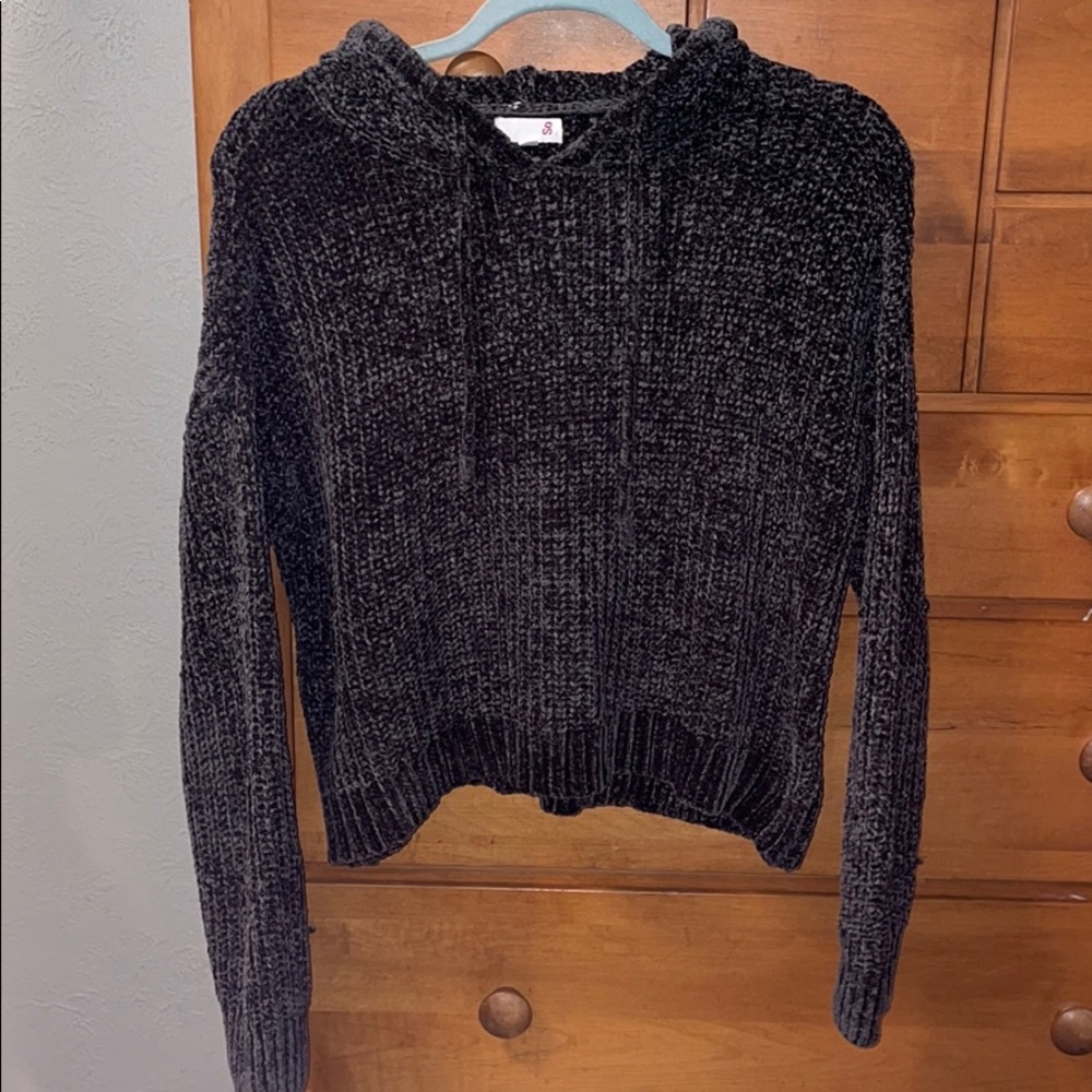 Cropped chenille hooded sweater